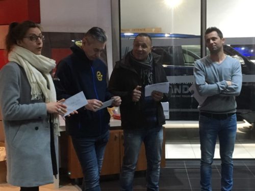 remise de chèque associations caricatives hyères running days groupe JPV clubs