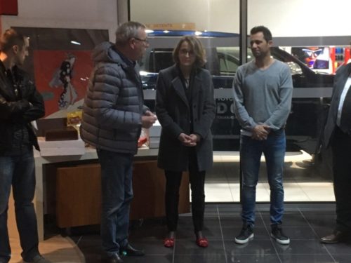 remise de chèque associations caricatives hyères running days groupe JPV adapei